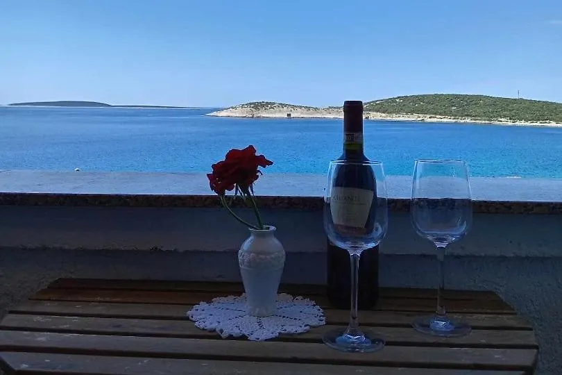 Guest house Apartments And Rooms By The Sea Martinscica, Cres - 23980 Croatia