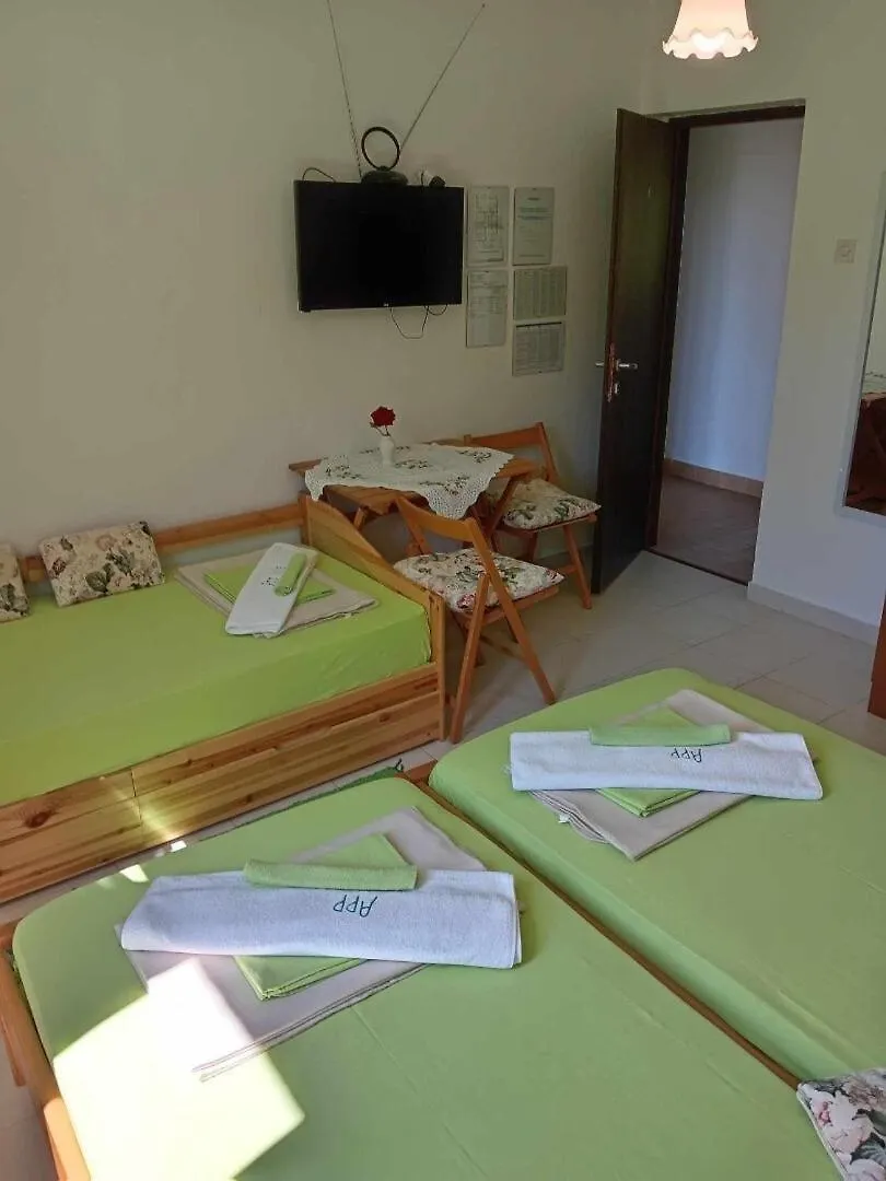 Apartments And Rooms By The Sea Martinscica, Cres - 23980 Guest house Martinscica (Cres)
