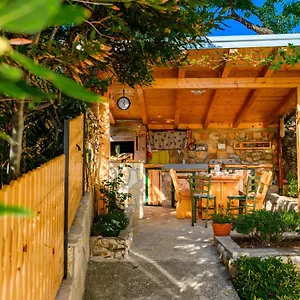Paradiso Apartment