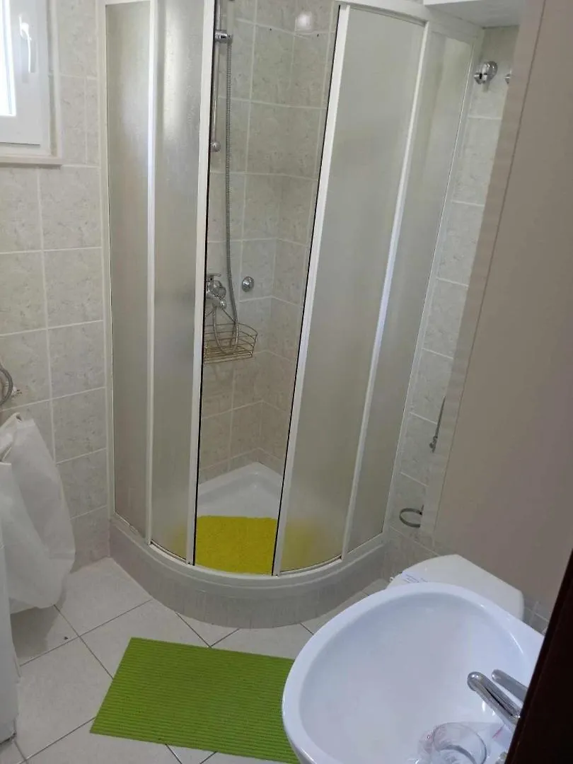 بيت ضيافة Apartments And Rooms By The Sea Martinscica, Cres - 23980