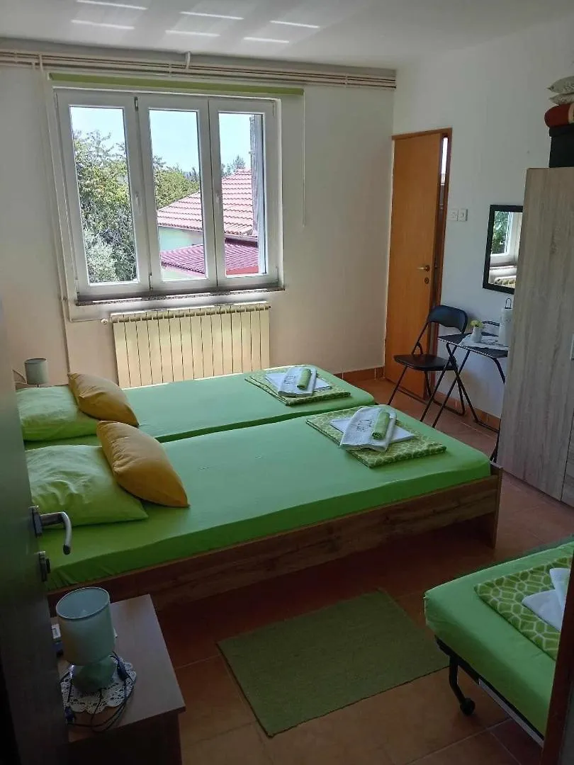 بيت ضيافة Apartments And Rooms By The Sea Martinscica, Cres - 23980